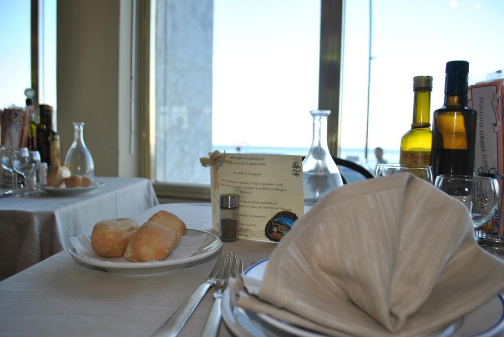 לאיגואליה Hotel Bristol מראה חיצוני תמונה